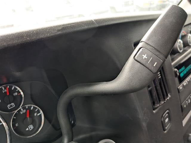 2024 Chevrolet Express Cutaway 3500 1WT