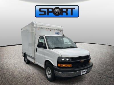 2025 Chevrolet Express Cutaway 3500 1WT