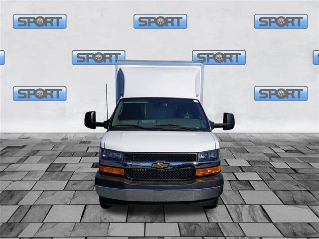2024 Chevrolet Express Cutaway 3500 1WT