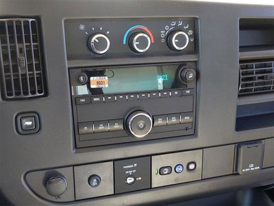 2024 Chevrolet Express Cutaway 3500 1WT