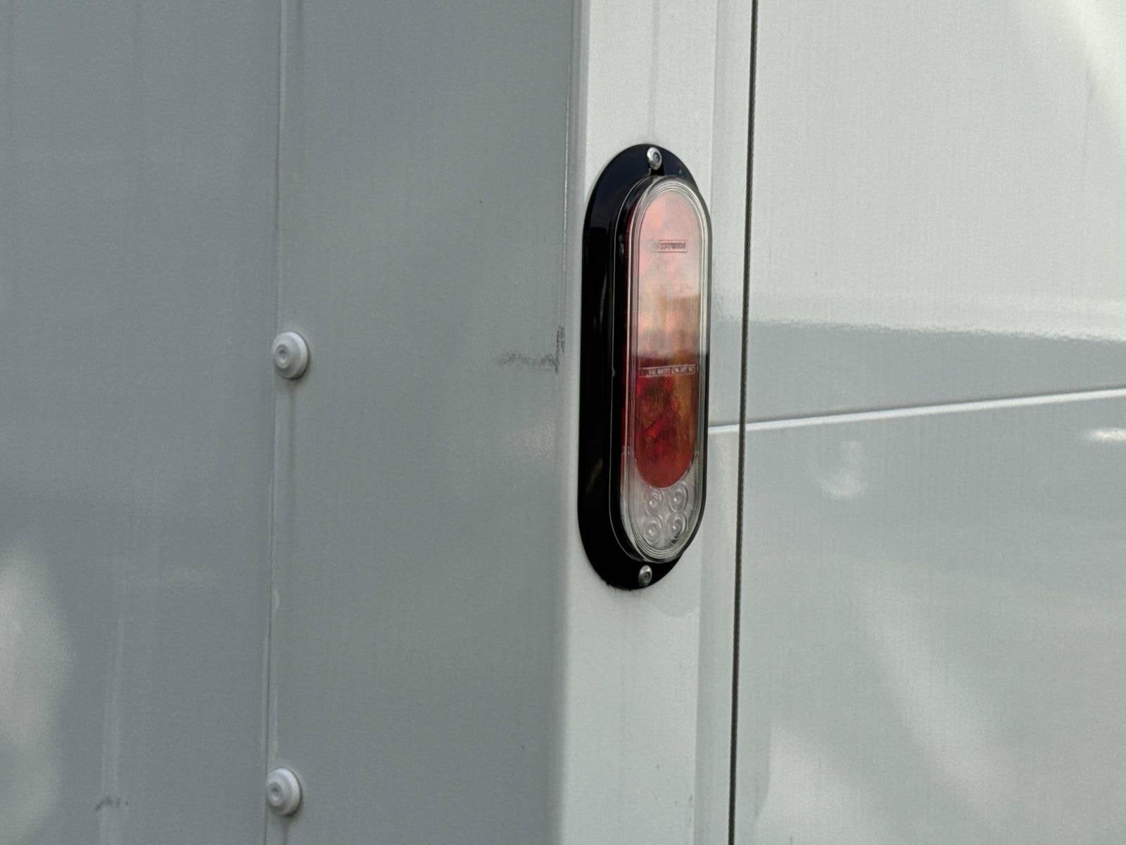 2024 Chevrolet Express Cutaway 3500 1WT