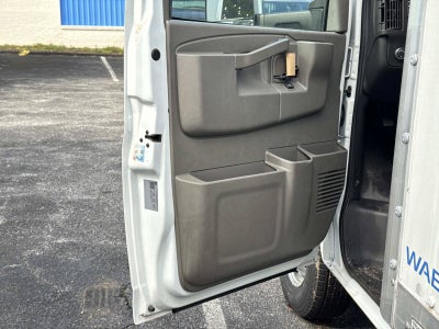 2024 Chevrolet Express Cutaway 3500 1WT