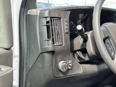 2024 Chevrolet Express Cutaway 3500 1WT