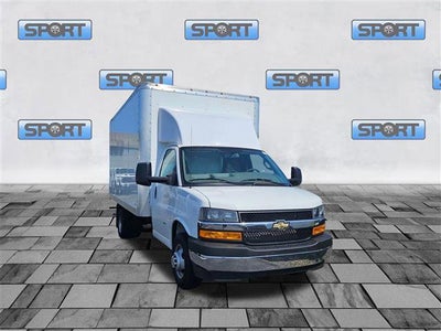 2024 Chevrolet Express Cutaway 3500 1WT