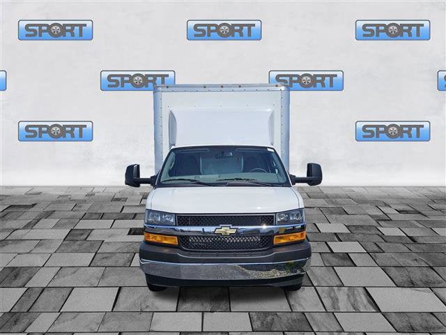 2024 Chevrolet Express Cutaway 3500 1WT