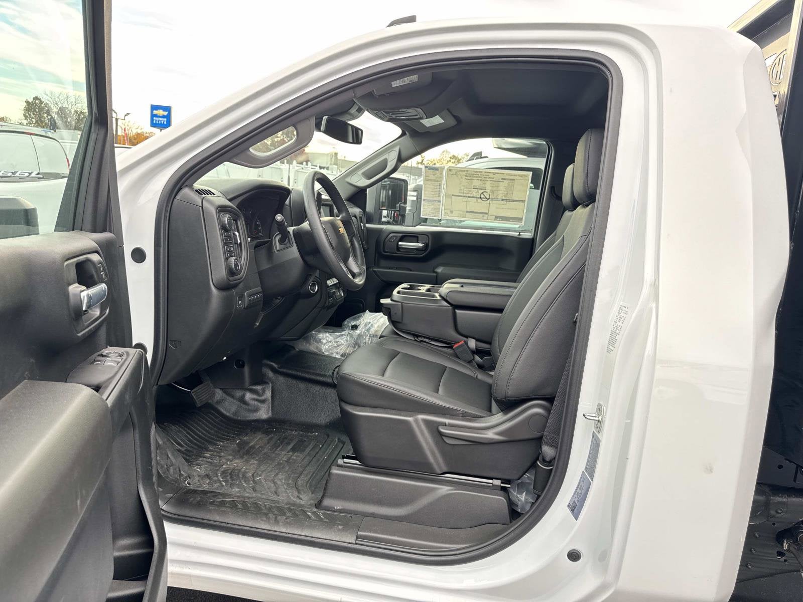 2025 Chevrolet Silverado 3500 HD Chassis Cab Work Truck