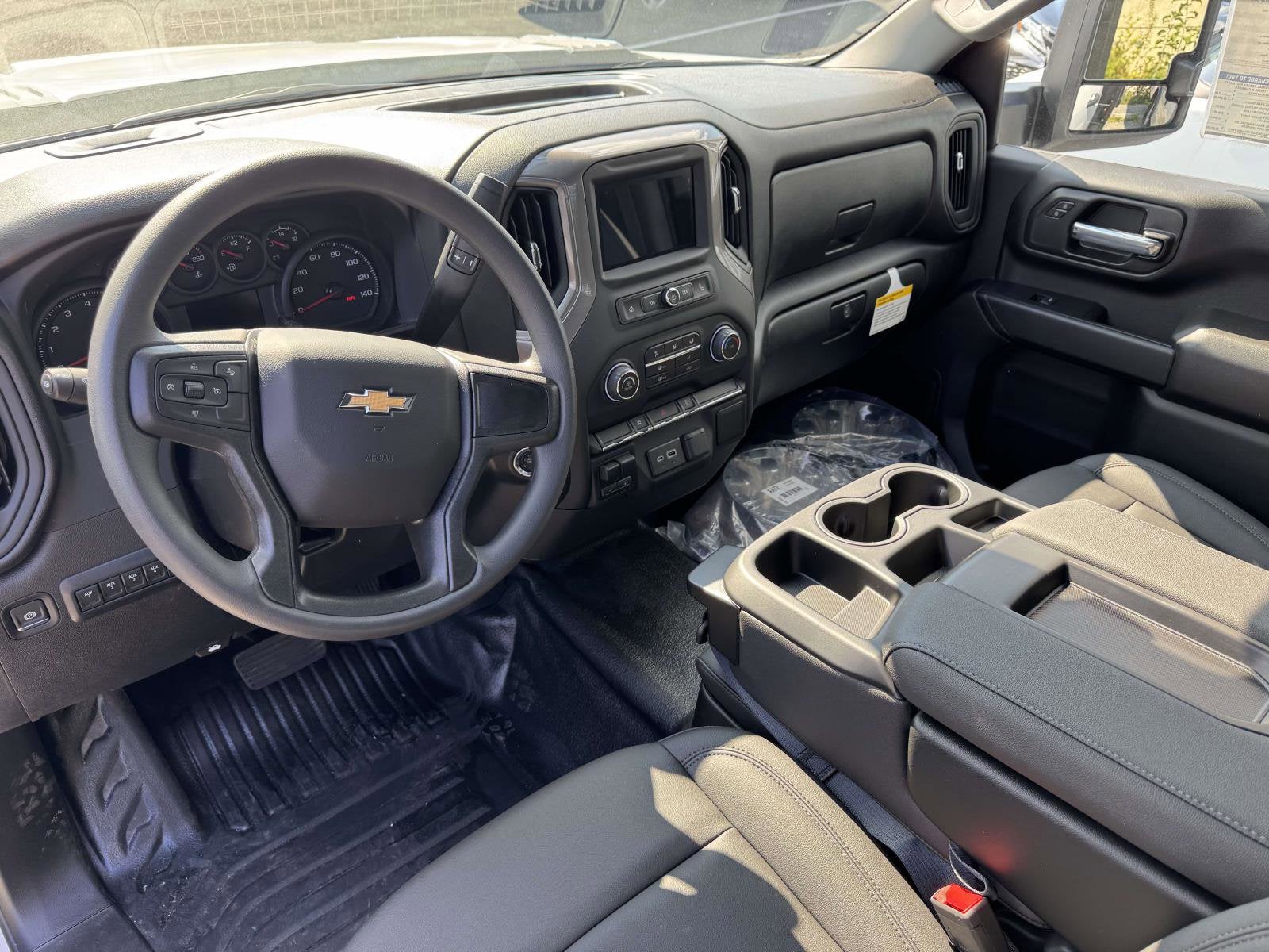 2025 Chevrolet Silverado 3500 HD Chassis Cab Work Truck