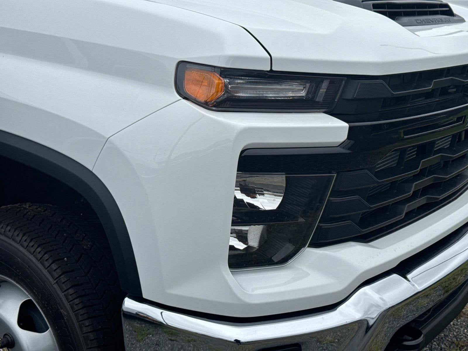 2025 Chevrolet Silverado 3500 HD Chassis Cab Work Truck