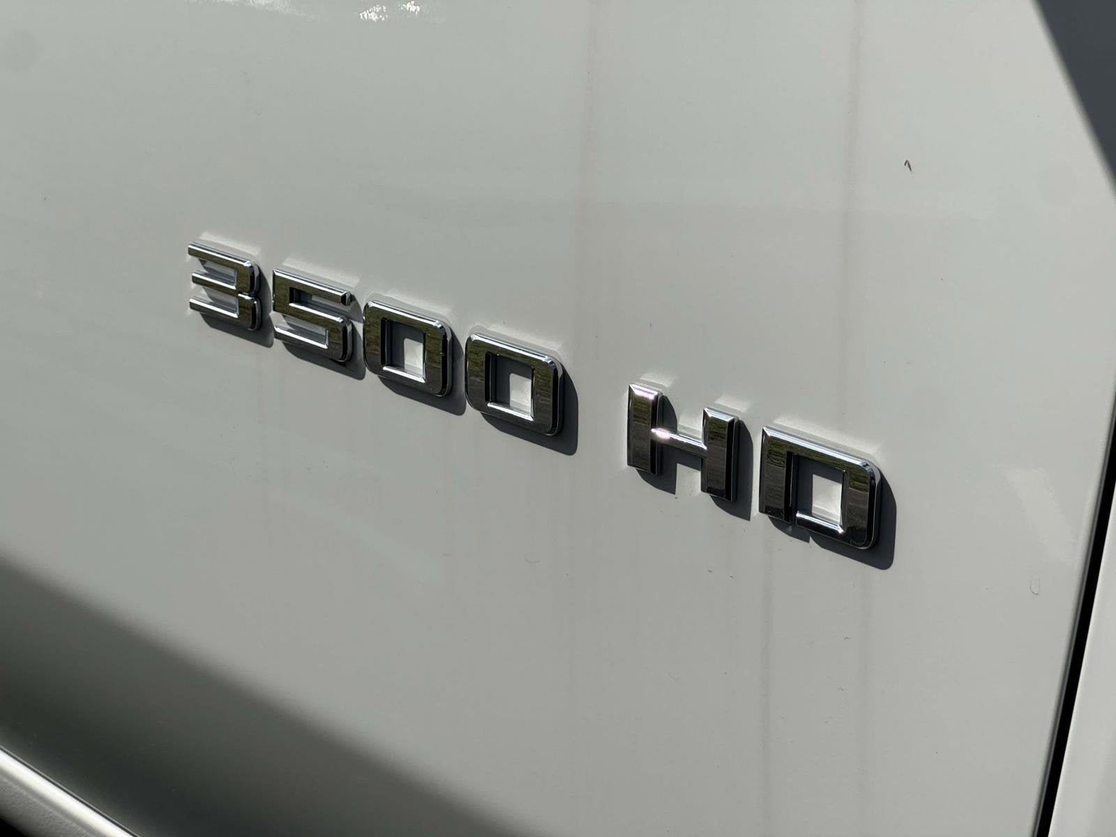 2025 Chevrolet Silverado 3500 HD Chassis Cab Work Truck