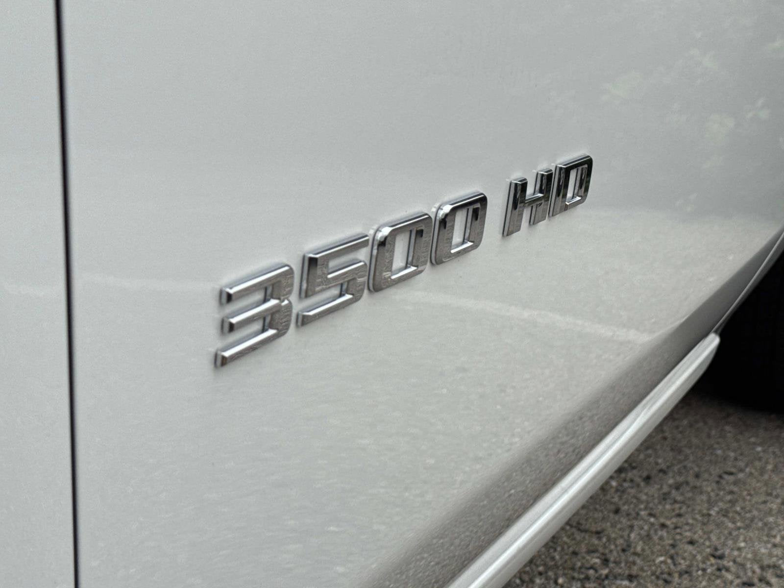 2025 Chevrolet Silverado 3500 HD Chassis Cab Work Truck