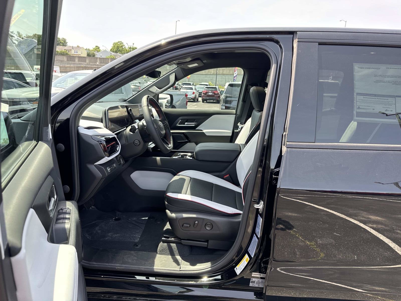 2026 Chevrolet Silverado EV RST Stars and Steel Edition - Extended Range