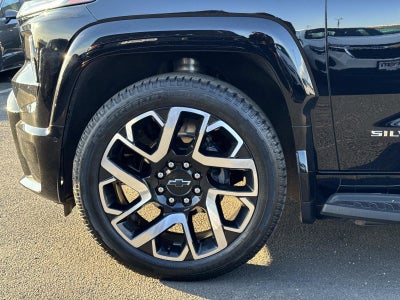 2025 Chevrolet Silverado EV RST - Max Range