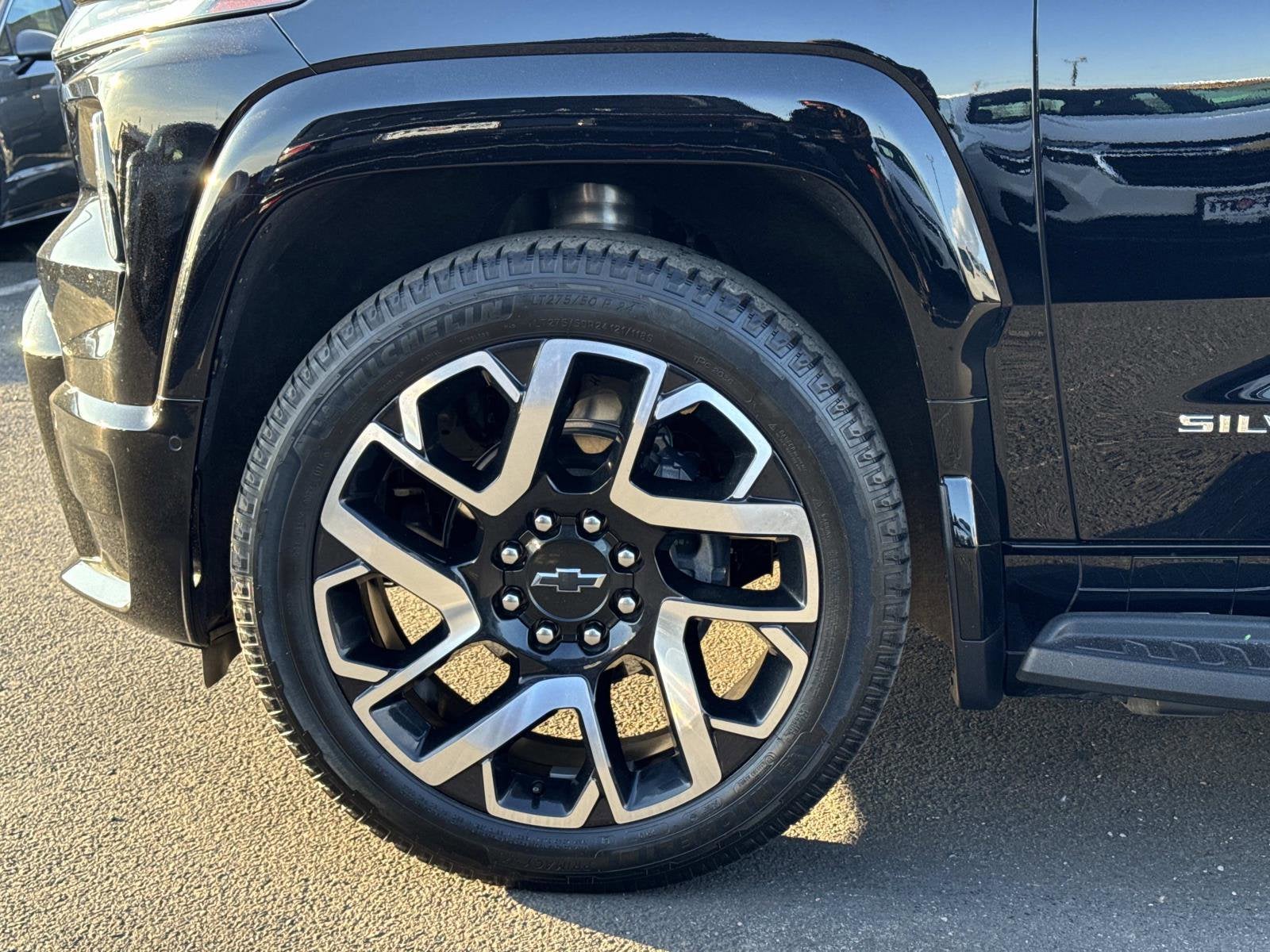 2025 Chevrolet Silverado EV RST - Max Range