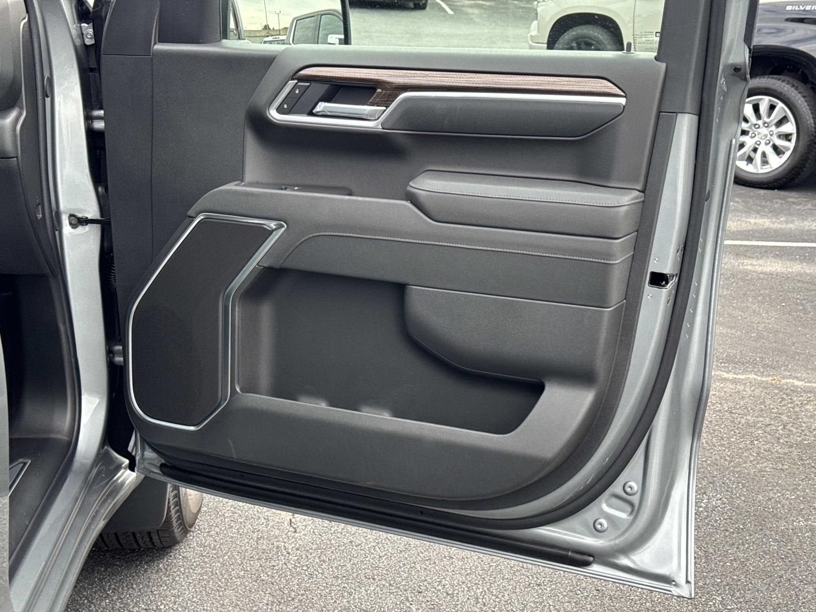 2026 Chevrolet Silverado 1500 LT - Photo 10