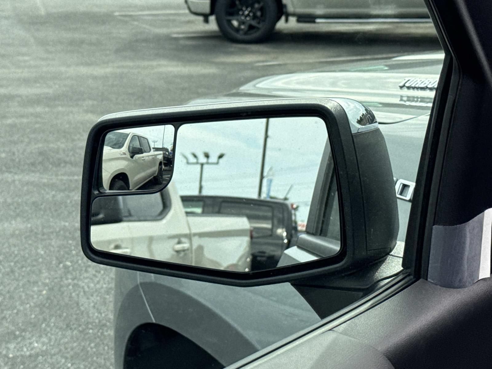 2026 Chevrolet Silverado 1500 LT - Photo 15