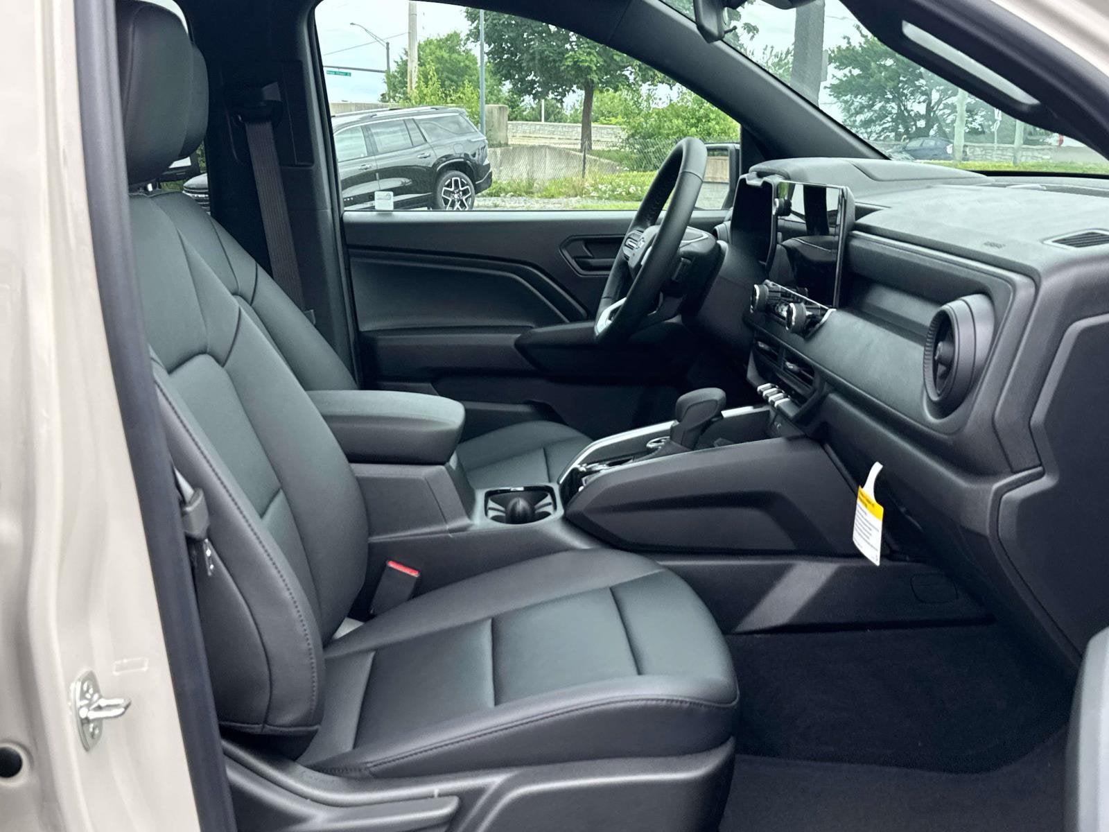 2026 Chevrolet Colorado Trail Boss - Photo 11