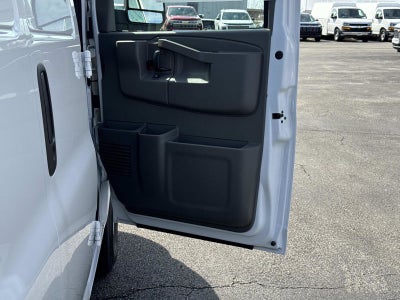 2025 Chevrolet Express Cargo WT
