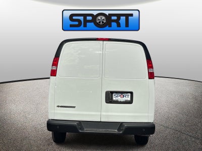 2025 Chevrolet Express Cargo WT