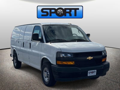 2025 Chevrolet Express Cargo WT
