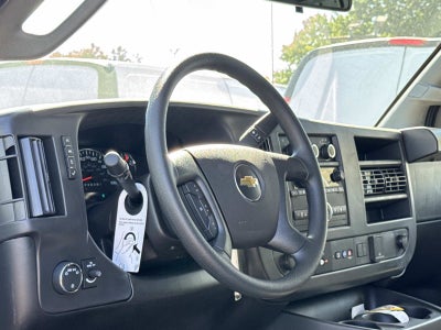 2025 Chevrolet Express Cargo WT