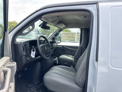 2025 Chevrolet Express Cargo WT