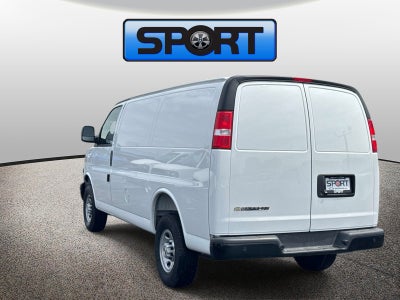 2025 Chevrolet Express Cargo WT