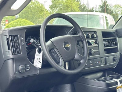 2025 Chevrolet Express Cargo WT