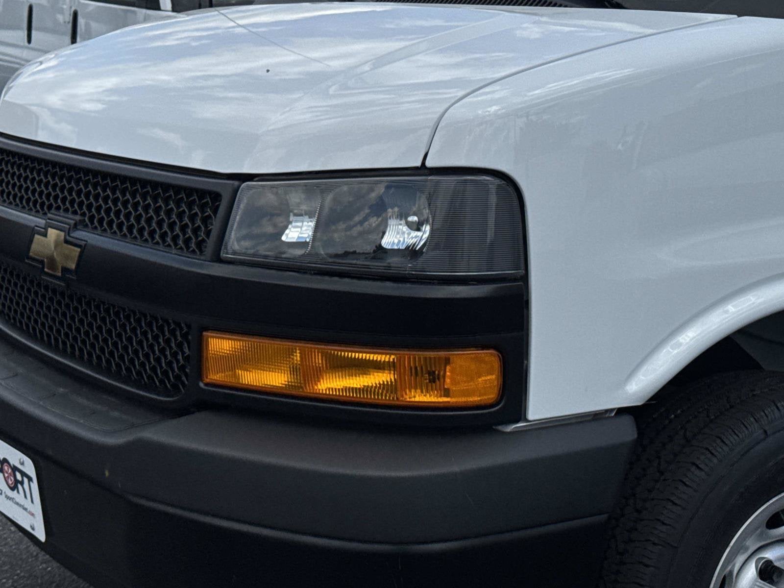 2026 Chevrolet Express Cargo 1WT