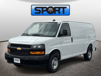 2025 Chevrolet Express Cargo WT