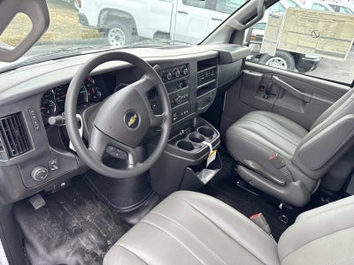 2025 Chevrolet Express Cargo WT