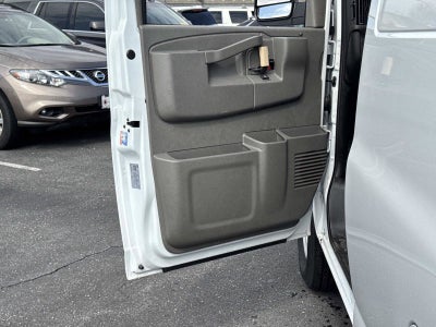 2025 Chevrolet Express Cargo WT