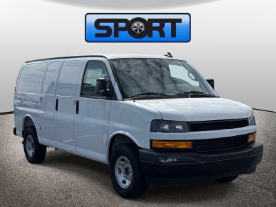 2025 Chevrolet Express Cargo WT