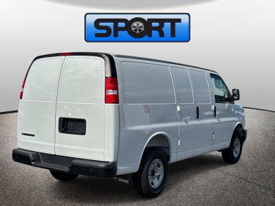 2025 Chevrolet Express Cargo WT