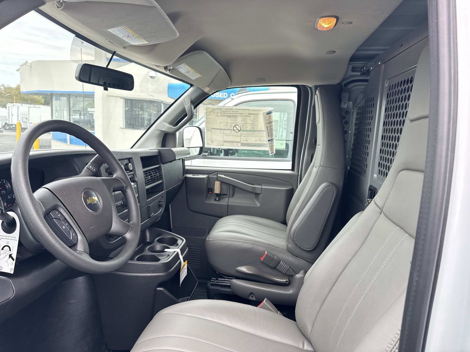 2025 Chevrolet Express Cargo 2500 WT