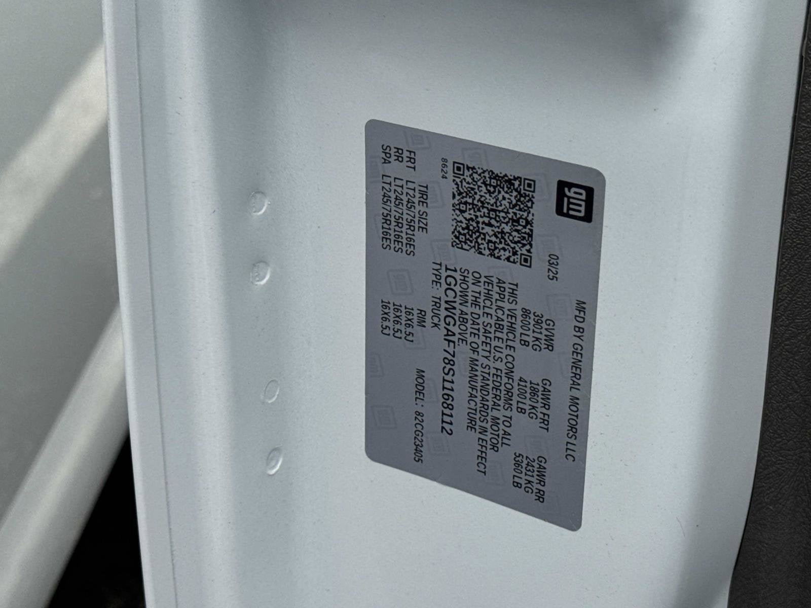 2025 Chevrolet Express Cargo 2500 WT