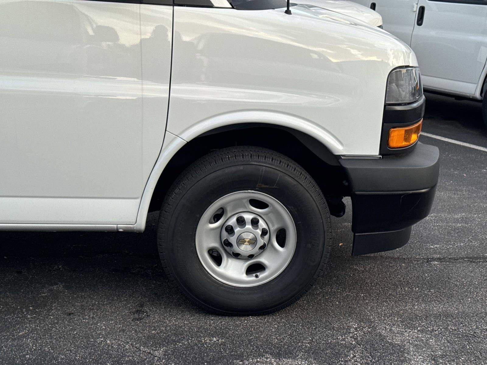 2026 Chevrolet Express Cargo WT