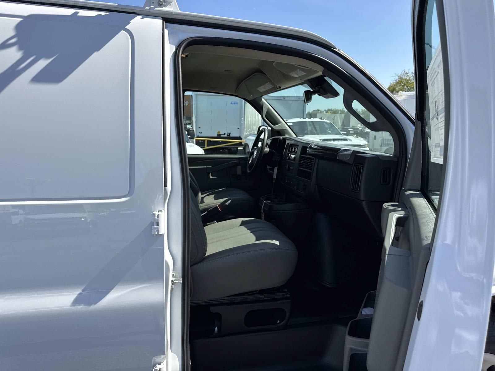 2026 Chevrolet Express Cargo WT