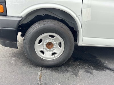 2025 Chevrolet Express Cargo WT