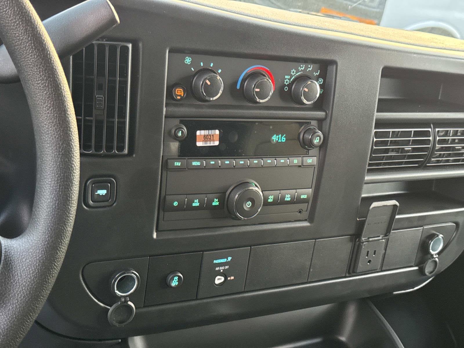 2026 Chevrolet Express Cargo 1WT