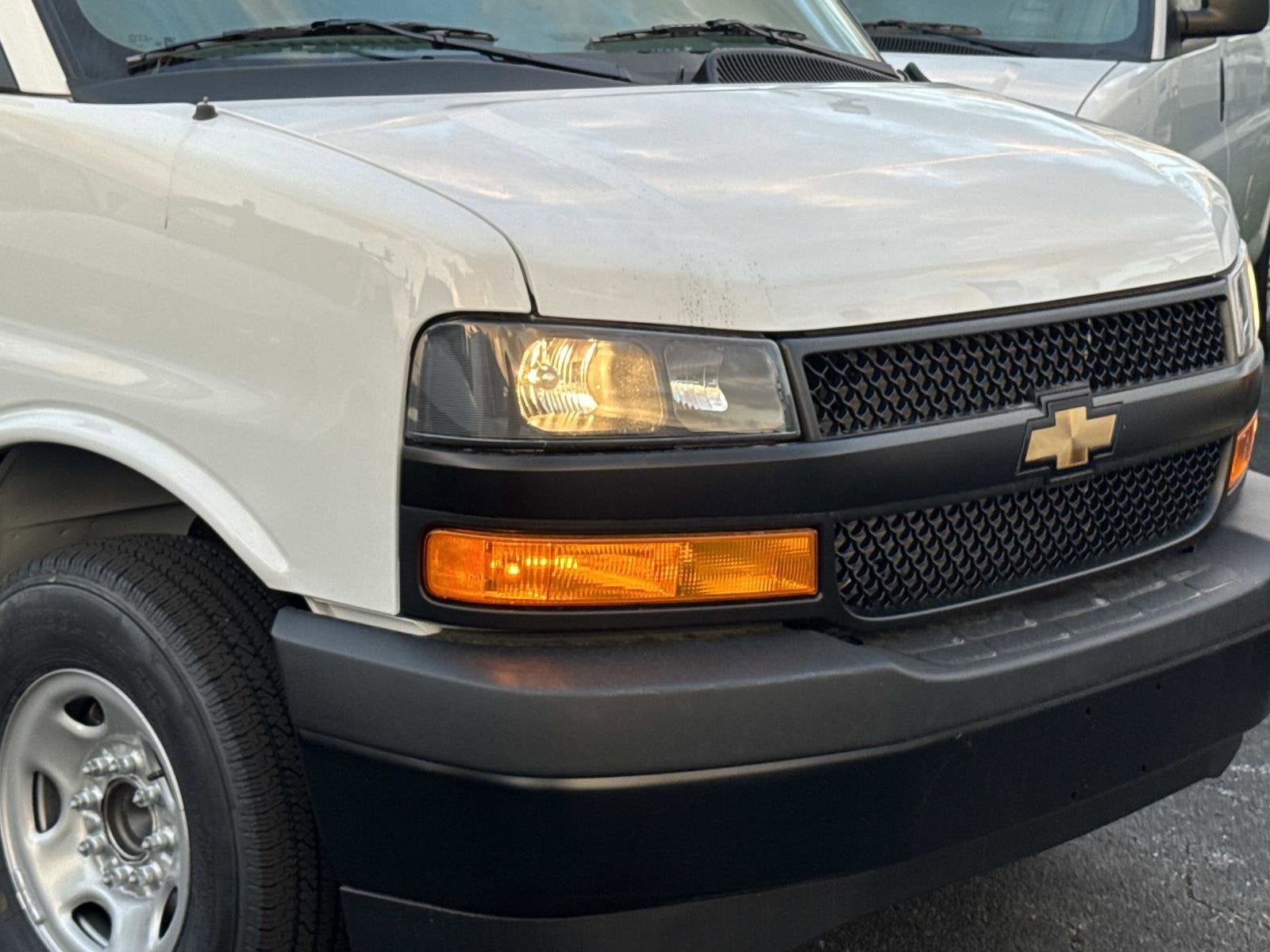 2026 Chevrolet Express Cargo 1WT