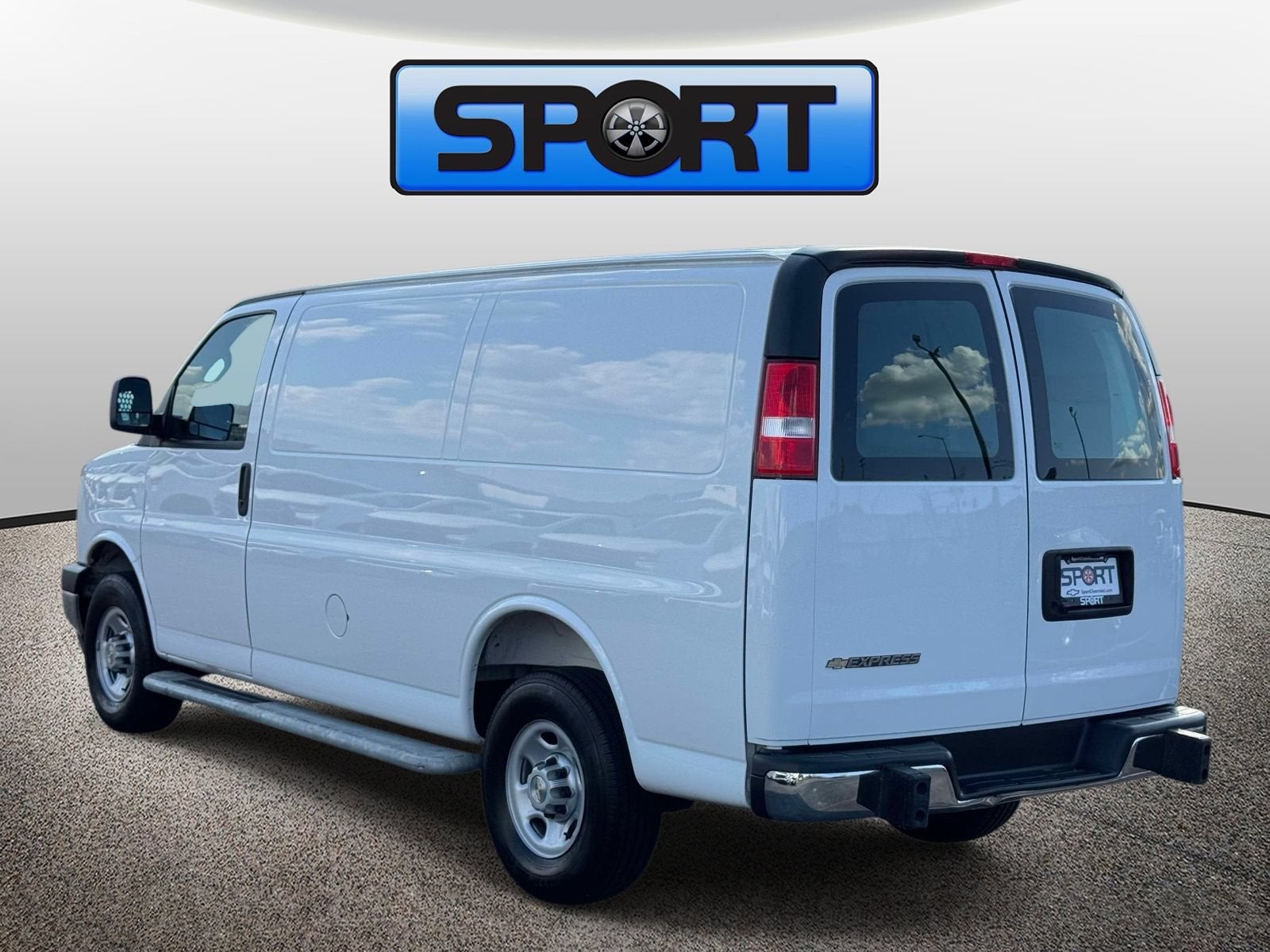 2025 Chevrolet Express Cargo WT