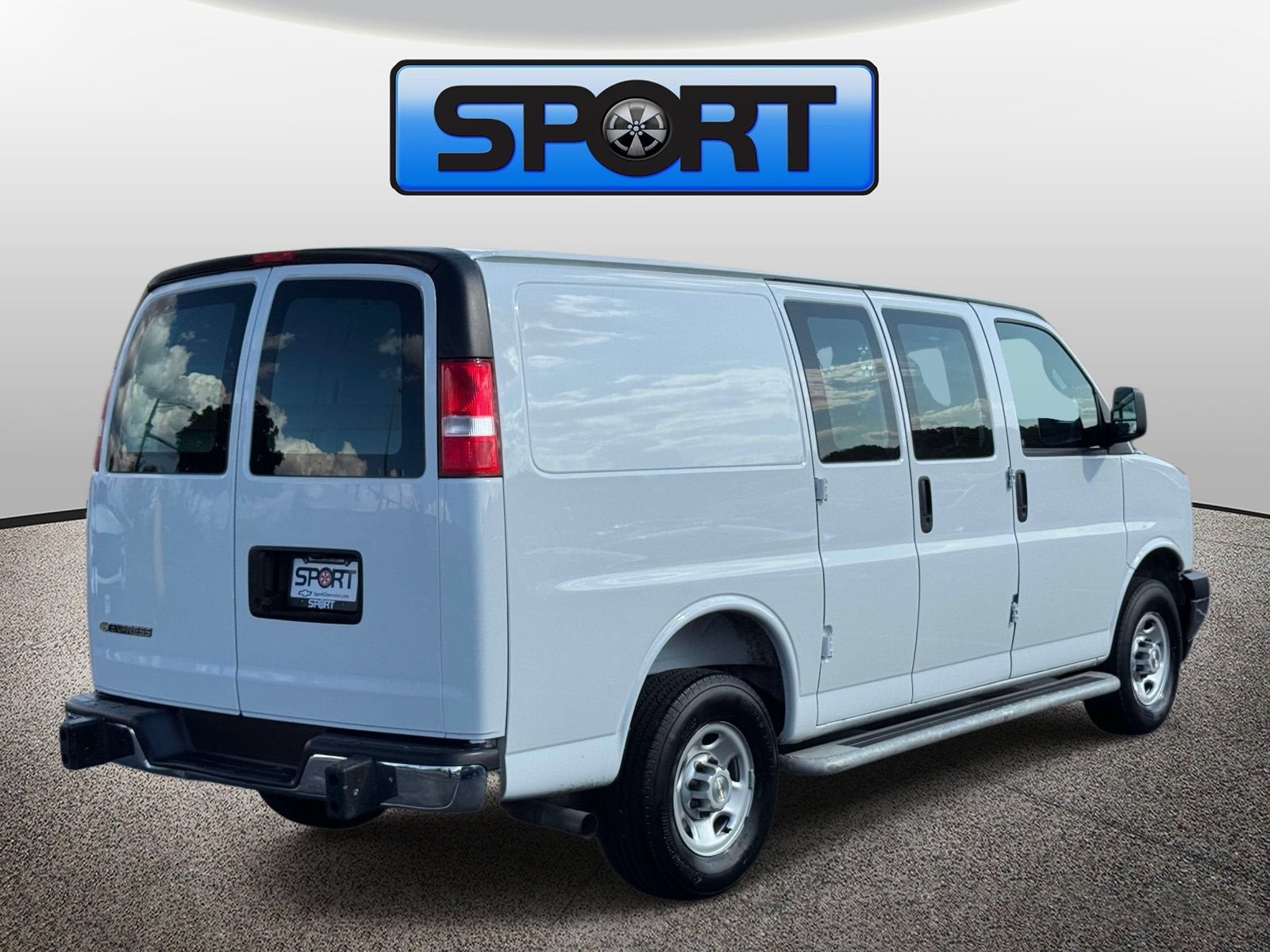 2025 Chevrolet Express Cargo WT