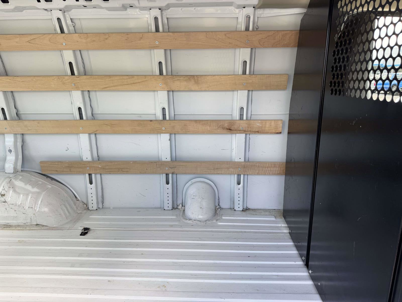 2024 Chevrolet Express Cargo 2500 WT