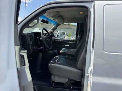 2024 Chevrolet Express Cargo 2500 WT