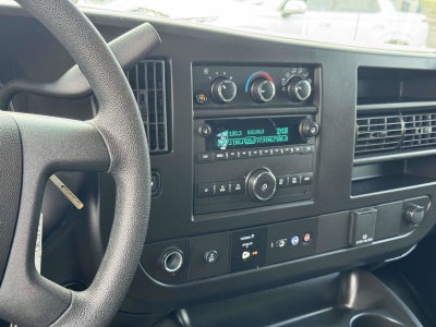 2024 Chevrolet Express Cargo 2500 WT