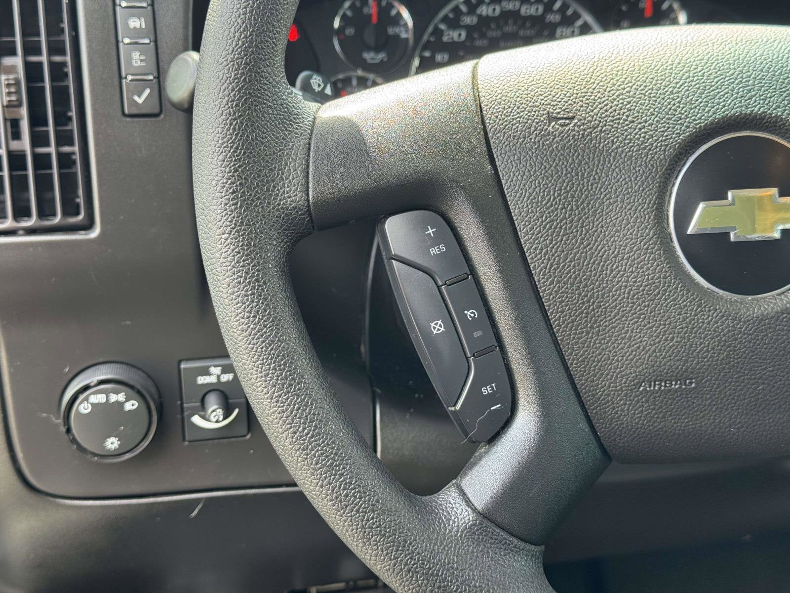 2024 Chevrolet Express Cargo 2500 WT