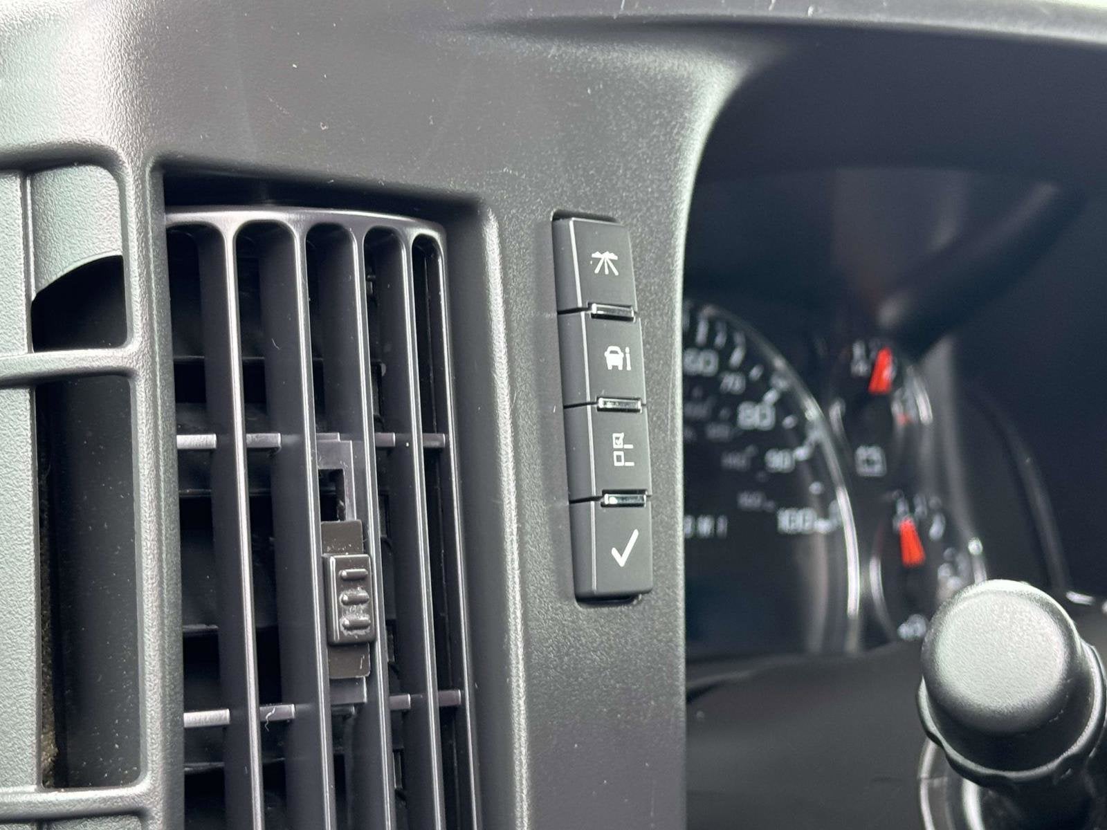2024 Chevrolet Express Cargo 2500 WT