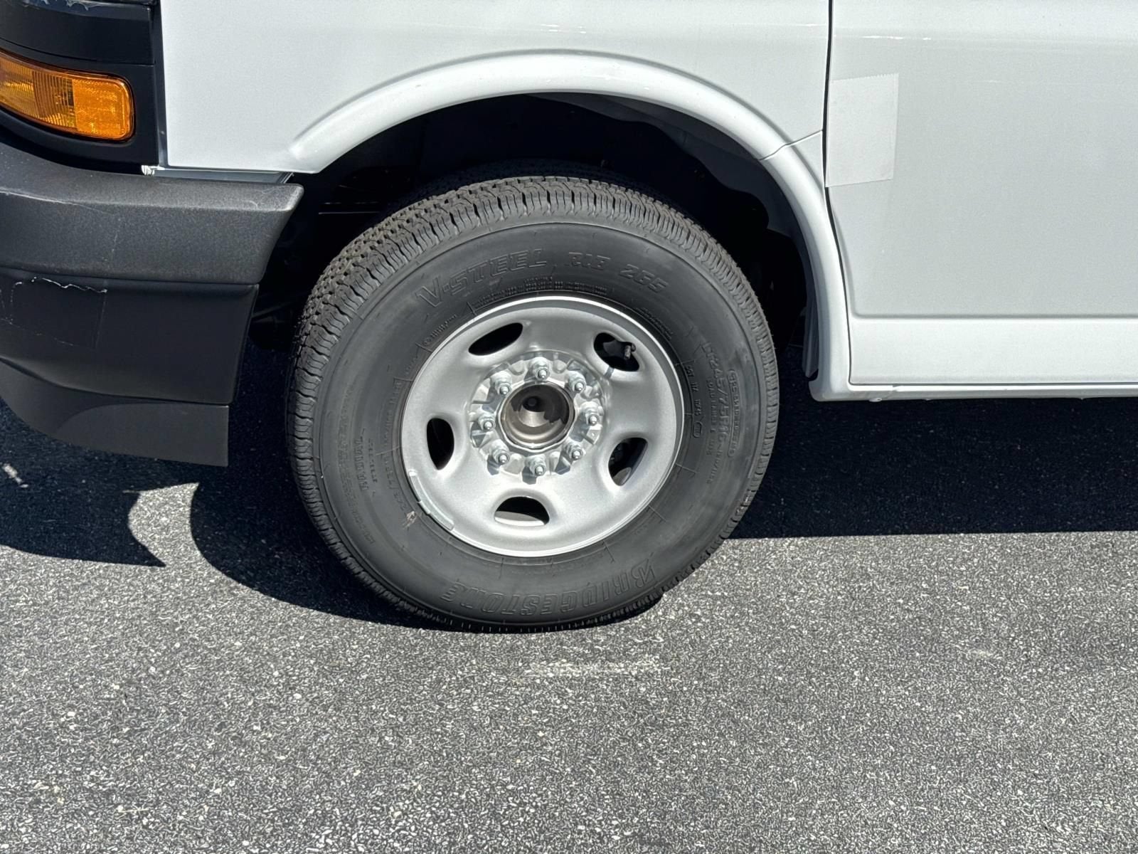 2026 Chevrolet Express Cargo WT