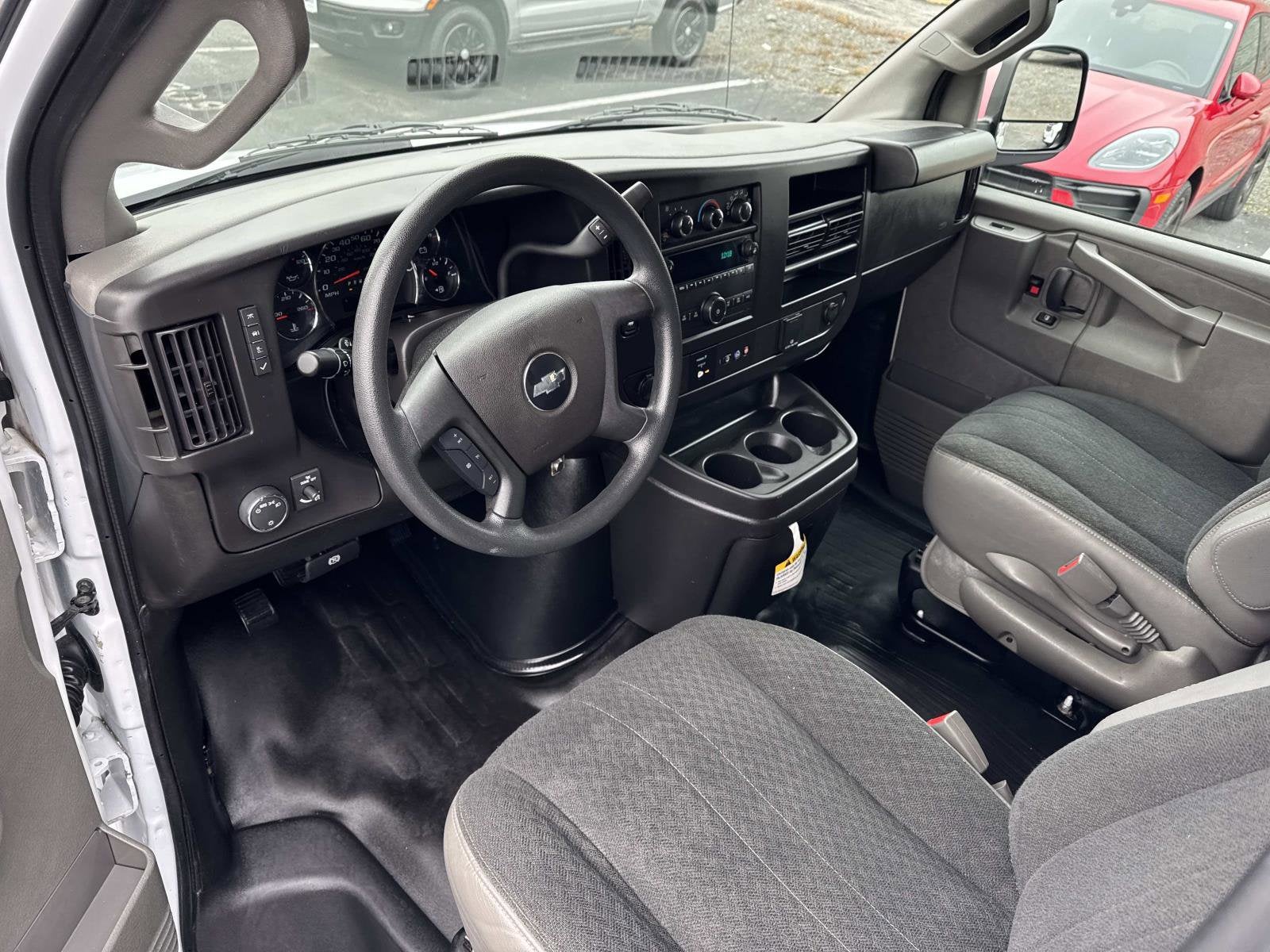 2023 Chevrolet Express Cargo 2500 WT