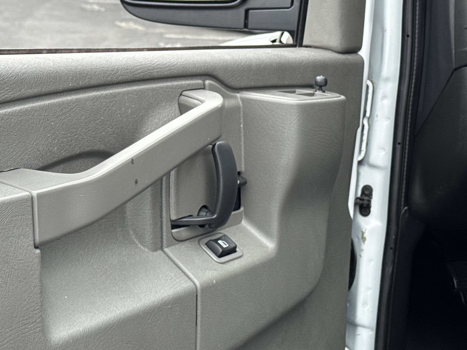 2023 Chevrolet Express Cargo 2500 WT